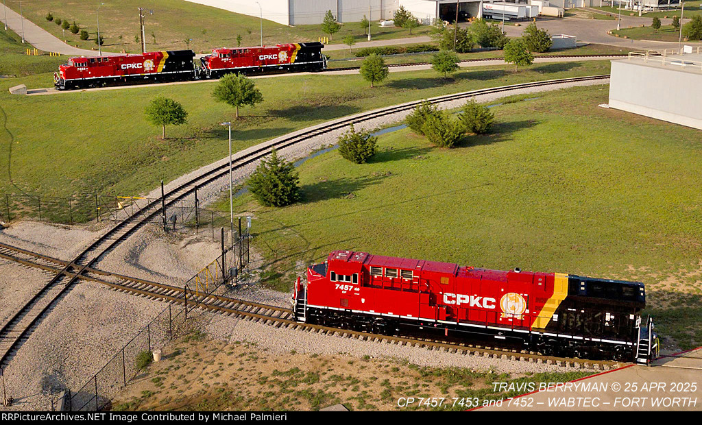 Canadian Pacific ET44AC Units